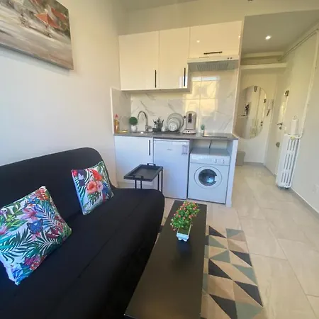 Sur Avenue Jean Medecin A